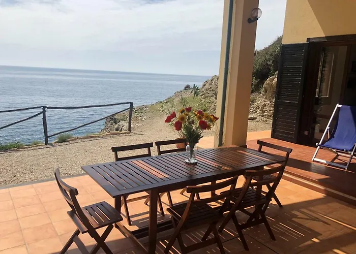 Isola D'elba In Barca, A Un Tuffo Dal Mare Capoliveri (Isola d'Elba)