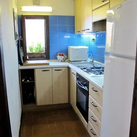 Isola D'elba In Barca, A Un Tuffo Dal Mare كابوليفيري