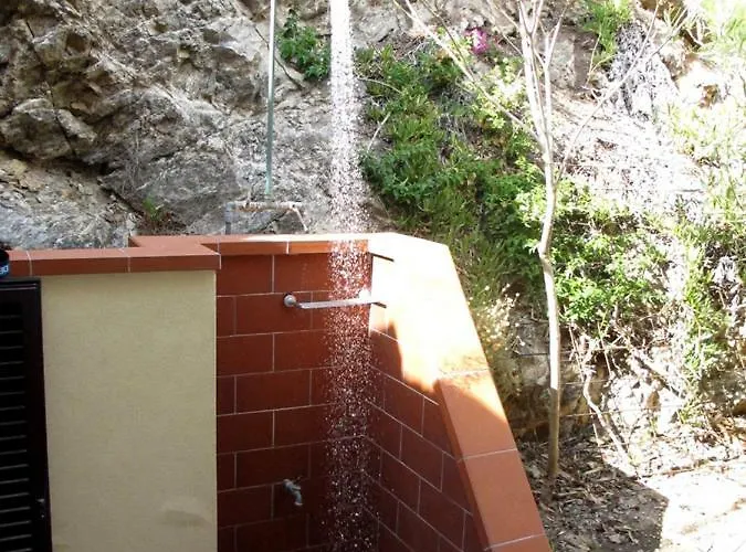 Isola D'elba In Barca, A Un Tuffo Dal Mare Feriehus *